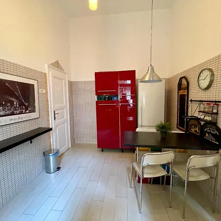 Appartement Iza Bella Classic Romantica Spacious 2br