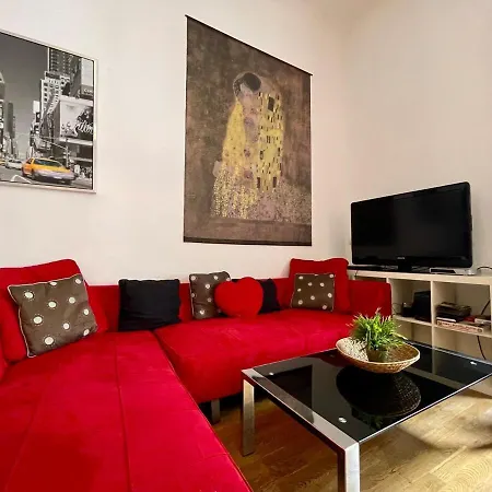 Iza Bella Classic Romantica Spacious 2br Apartman *